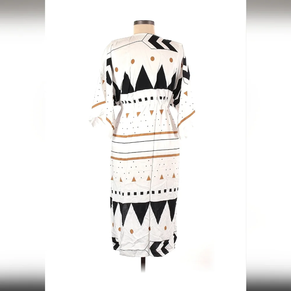 Cute Geometric Kimono - Picture 2 of 4